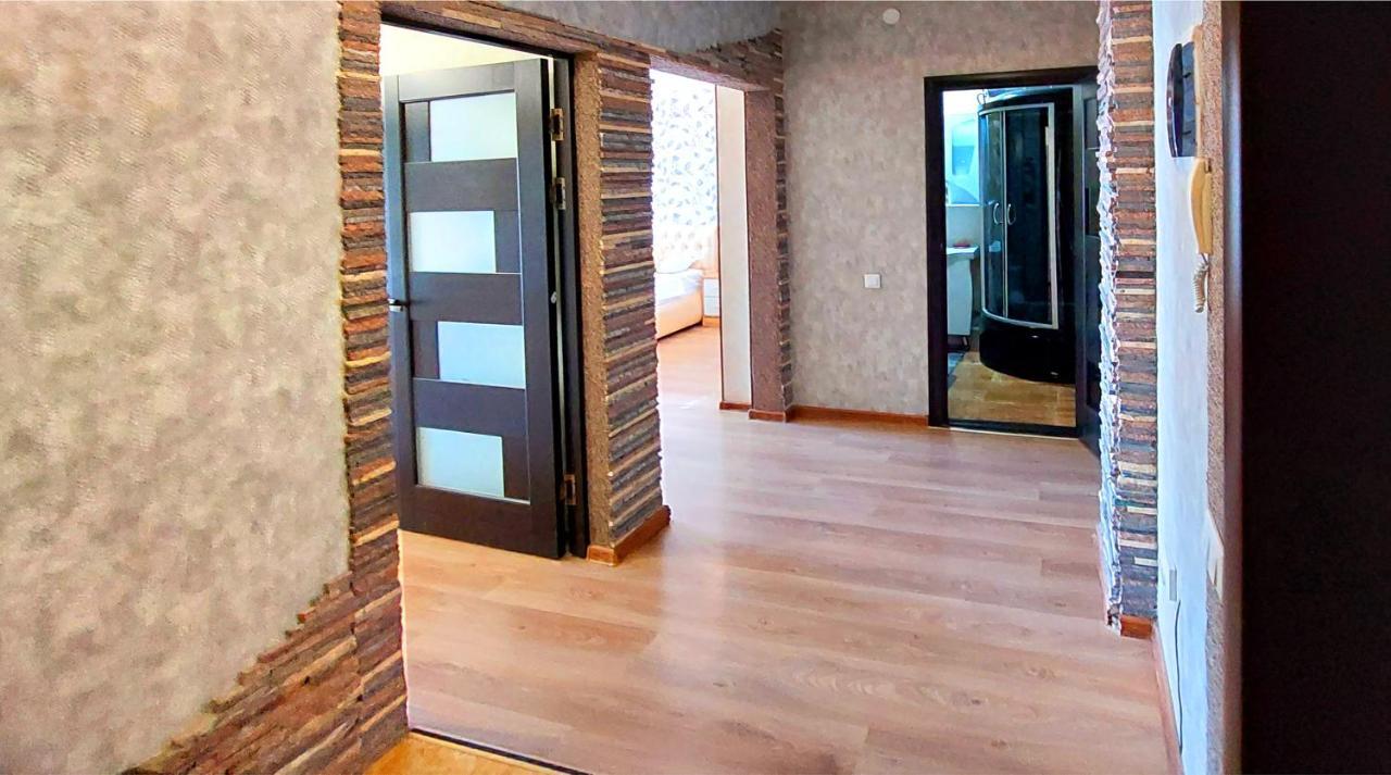 Apartment With Panoramic View In The Center Бишкек Экстерьер фото