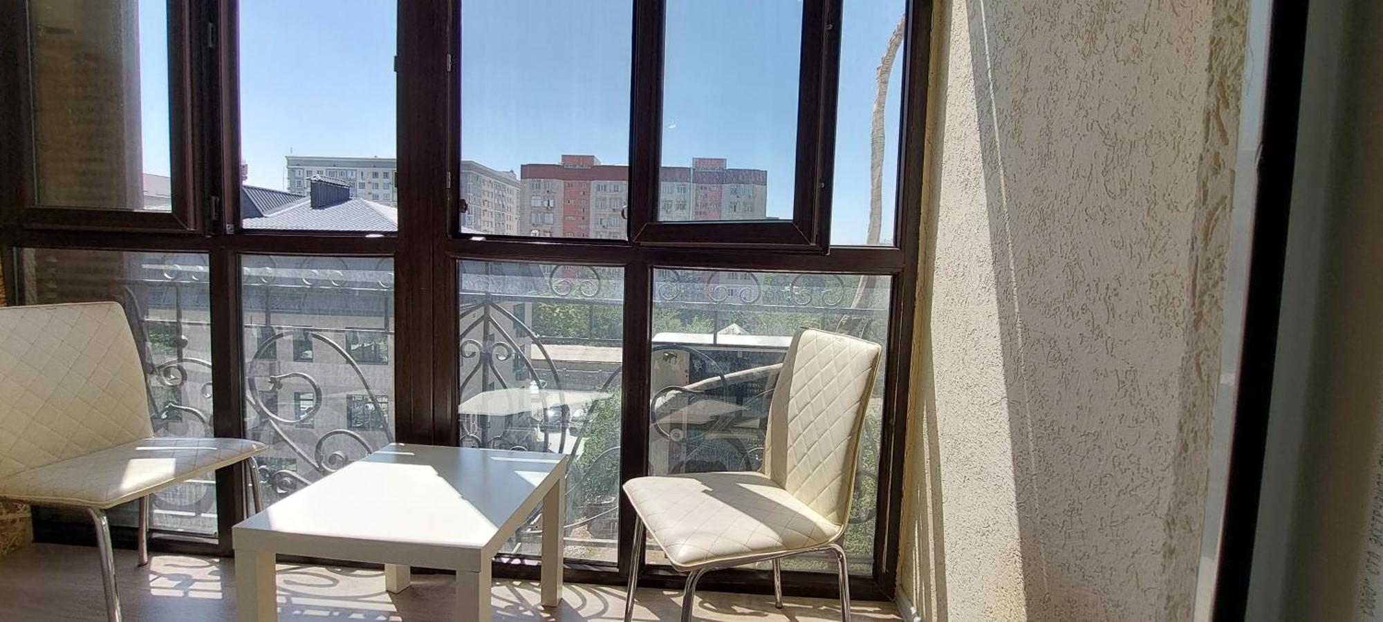 Apartment With Panoramic View In The Center Бишкек Экстерьер фото